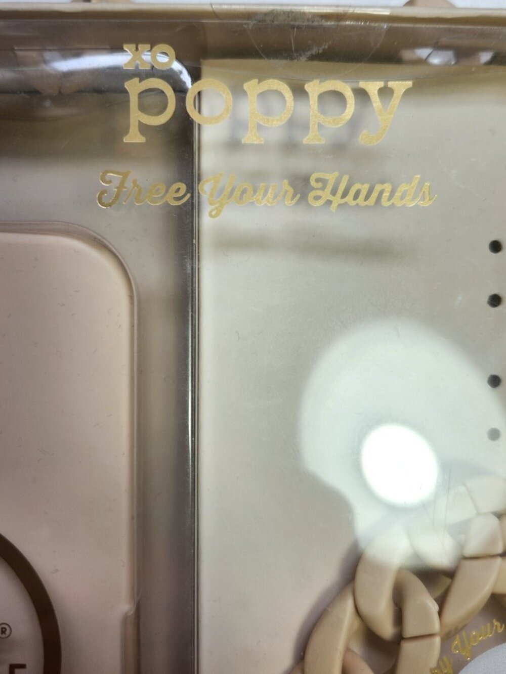 XO Poppy iPhone 16 Case & Wristlet Chain Bundle Light Pink MagSafe NEW - Picture 2 of 12